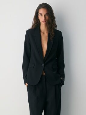 Babaton Black Single-Button Tailored Blazer
